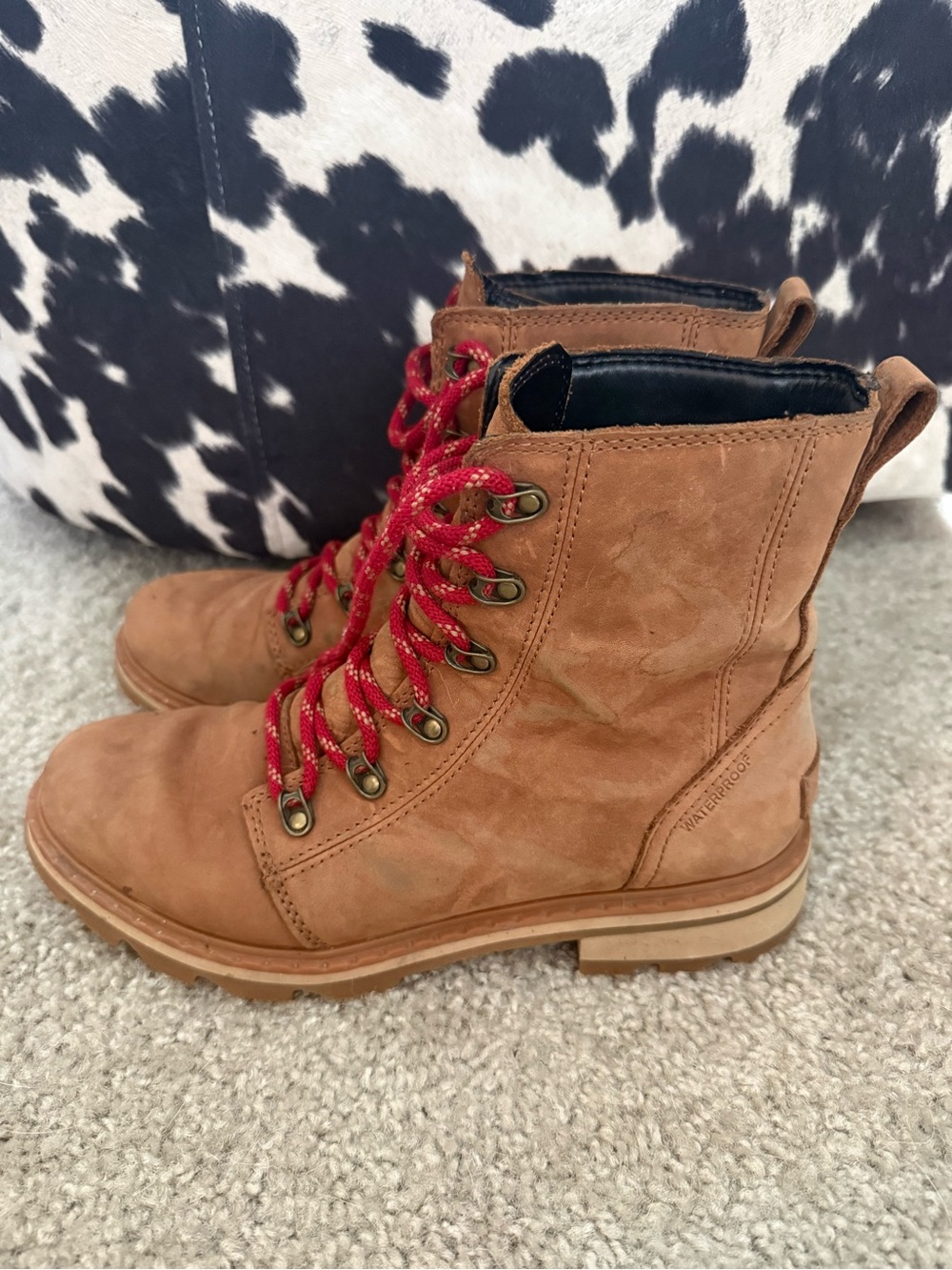 Waterproof Women’s Sorel Lennox Brown Leather Lace-Up Boots with Red Laces